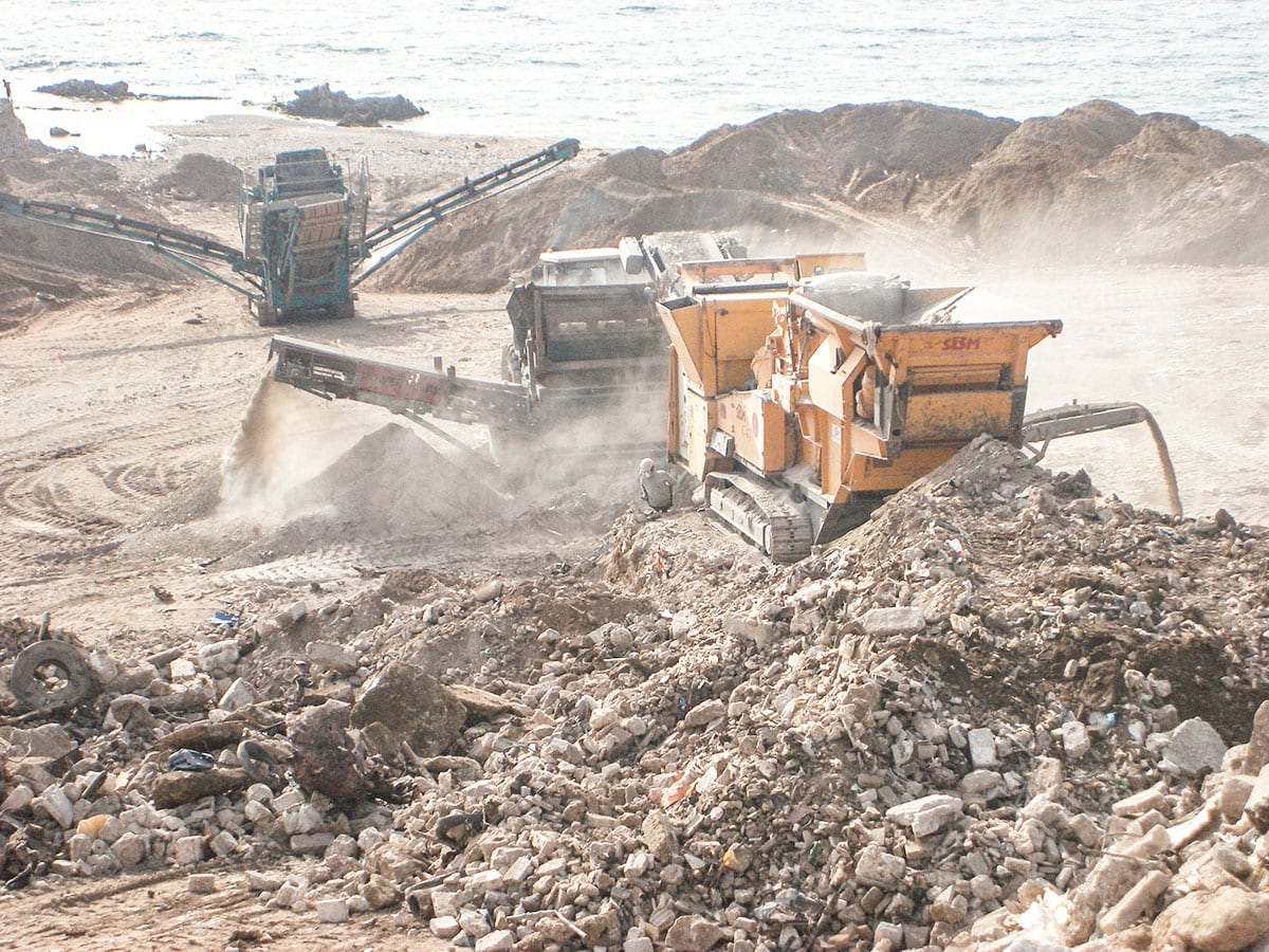 Read more about the article Earthworks and recycling of clumpy waste in Caesarea – for the Caesarea Development Corporation Ltd.