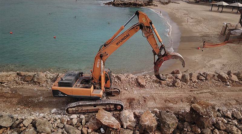 עבודות שובר גלים חוף בת גלים בחיפה שיקום