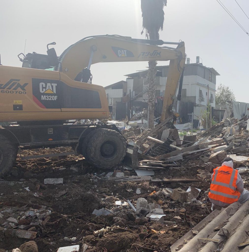 פינוי אסבסט ופסולת בניין שכונת הרכבת, לוד