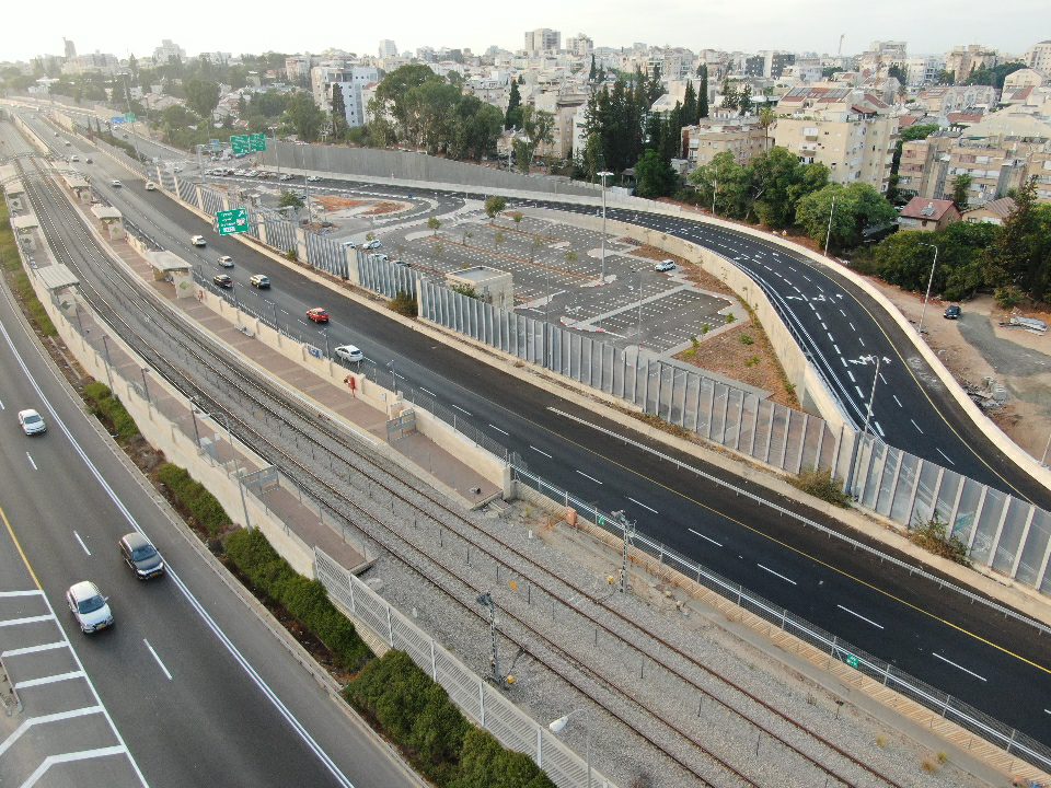 השלמת מחלף סוקולוב וחניון תחנת רכבת - כביש 531